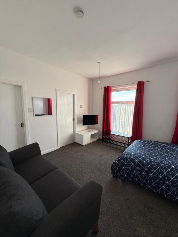 TV a/nebo společenská místnost v ubytování New 2 bedroom Apartment in Greater Manchester