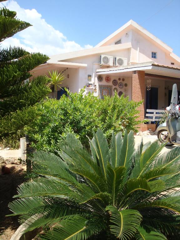 Vonkajšia záhrada v ubytovaní Villa Cetta B&B