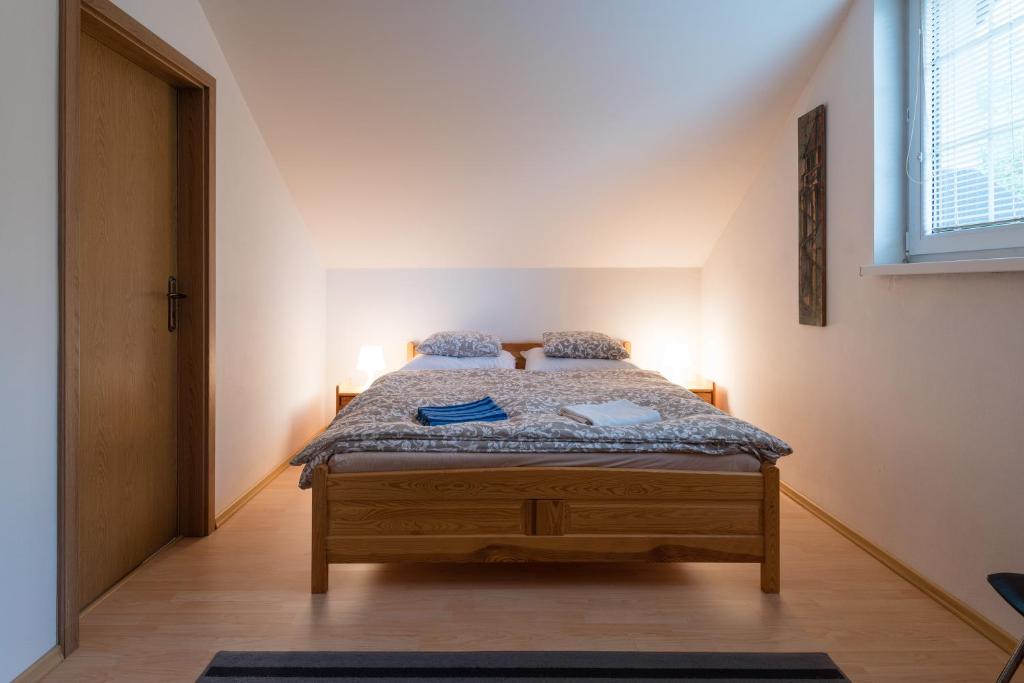 Postel nebo postele na pokoji v ubytování Ubytovanie Eva