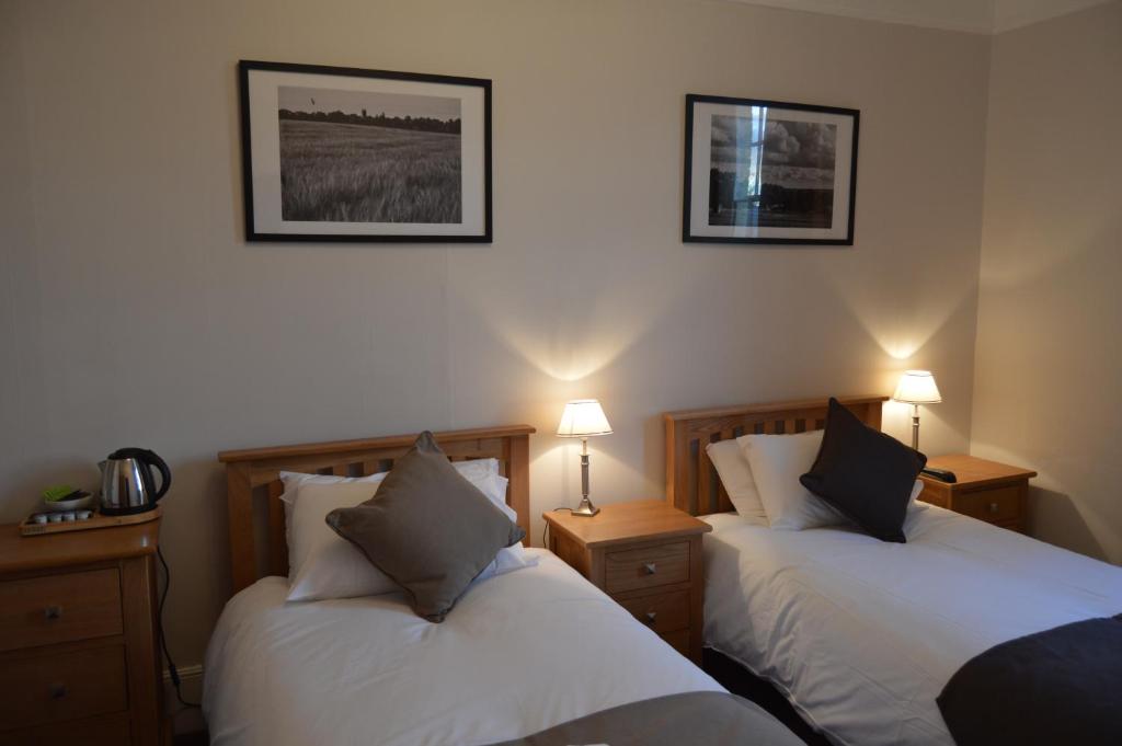 The Crown Inn Hotel - Chambre Lits Jumeaux