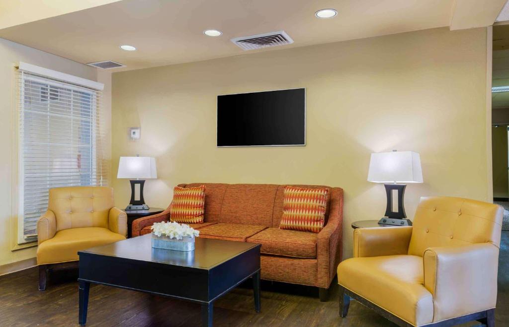 Posezení v ubytování Extended Stay America Suites - Phoenix - Airport - Tempe