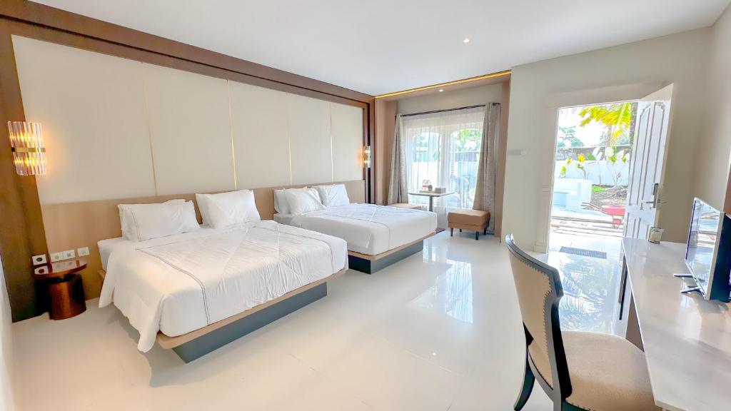 Sevilla Resort Magelang - Drievoudige Kamer Met Uitzicht Op De Tuin