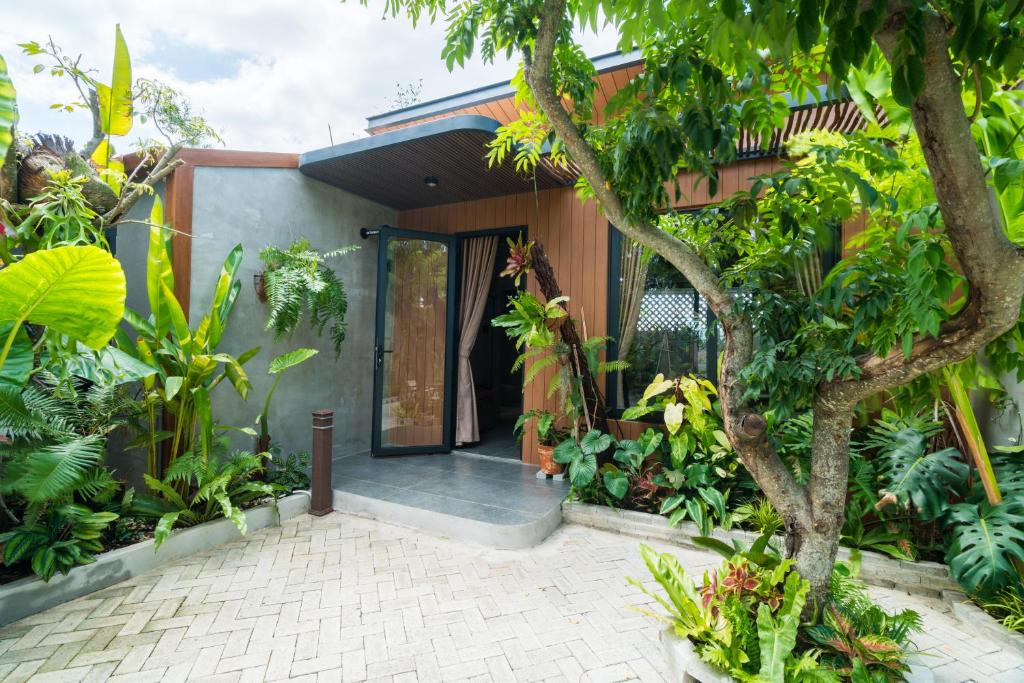 Vườn quanh Eco House Villa