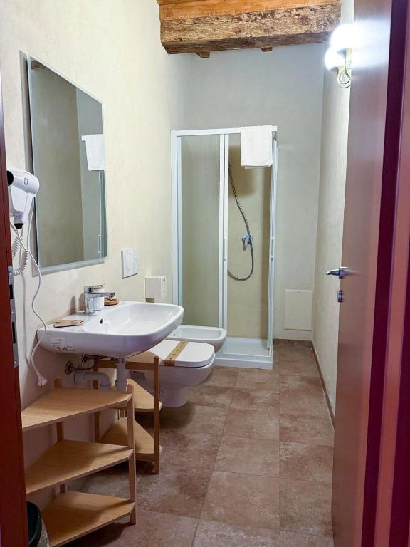 Koupelna v ubytování Il Carro Rooms - Monza Centro, Tribunale, Ospedale