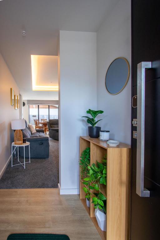 Gallery image of Comfort, quality, great location in Hamilton
