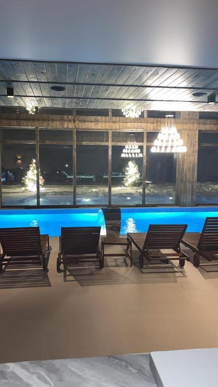 Bazén v ubytování Atrium New Gudauri nebo v jeho okolí