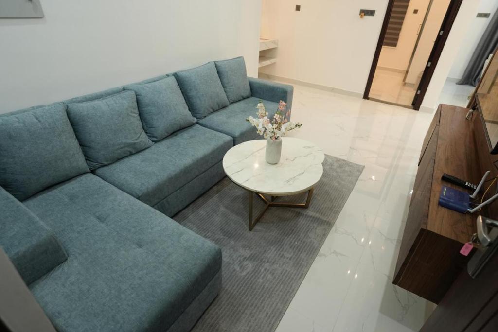 Posezení v ubytování Rivera Residency Trivandrum