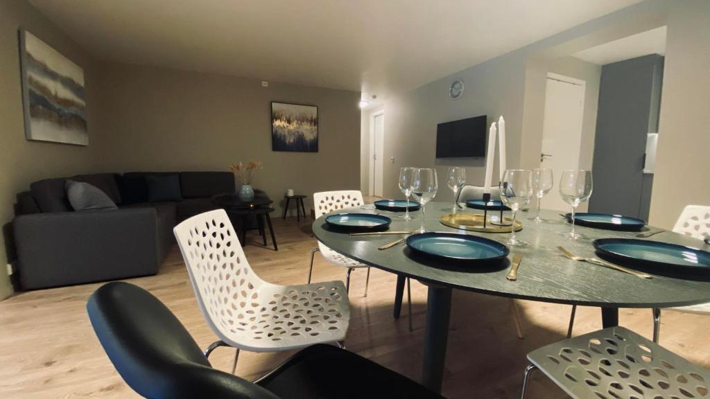 Μια τηλεόραση ή/και κέντρο ψυχαγωγίας στο Casa Apartment