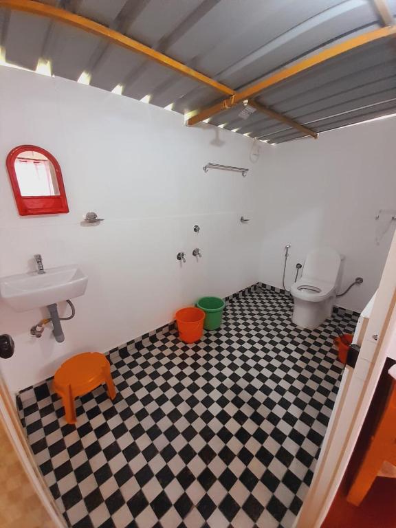 Vannituba majutusasutuses SHIV SAI HUTS