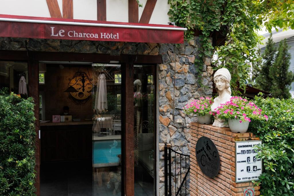 Le Charcoa Hotel - Resim 5