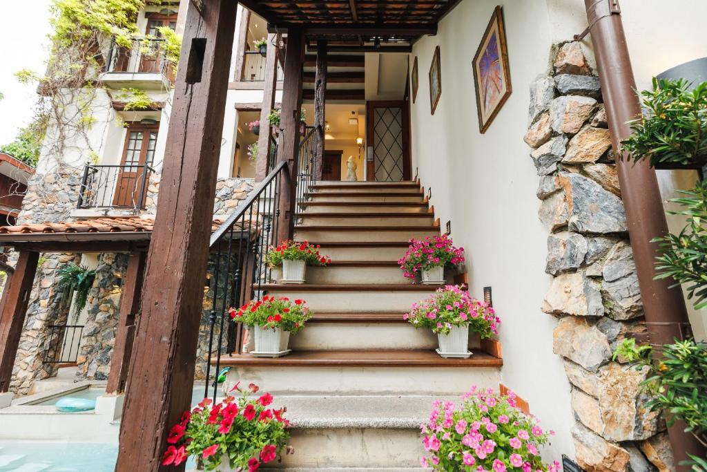 Le Charcoa Hotel - Resim 34