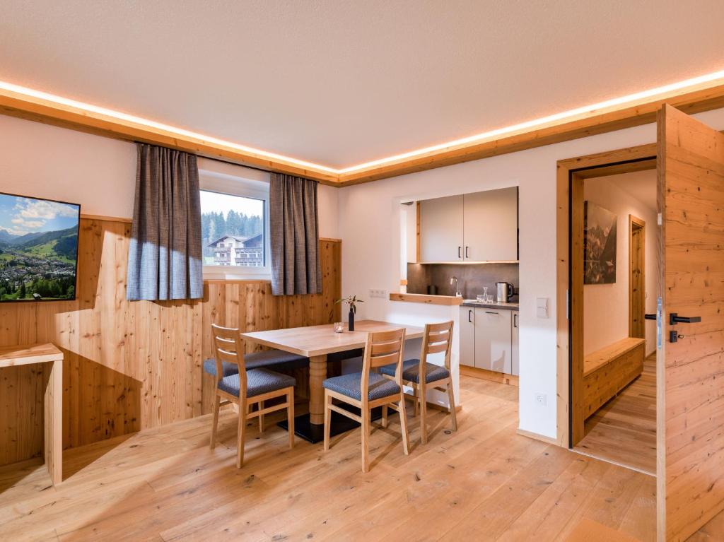 Kuchyň nebo kuchyňský kout v ubytování Almhof Kitzlodge - Alpine Lifestyle Hotel