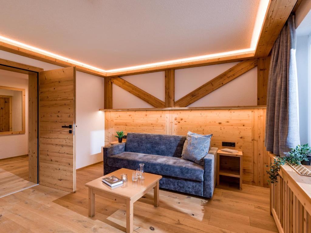 Posezení v ubytování Almhof Kitzlodge - Alpine Lifestyle Hotel