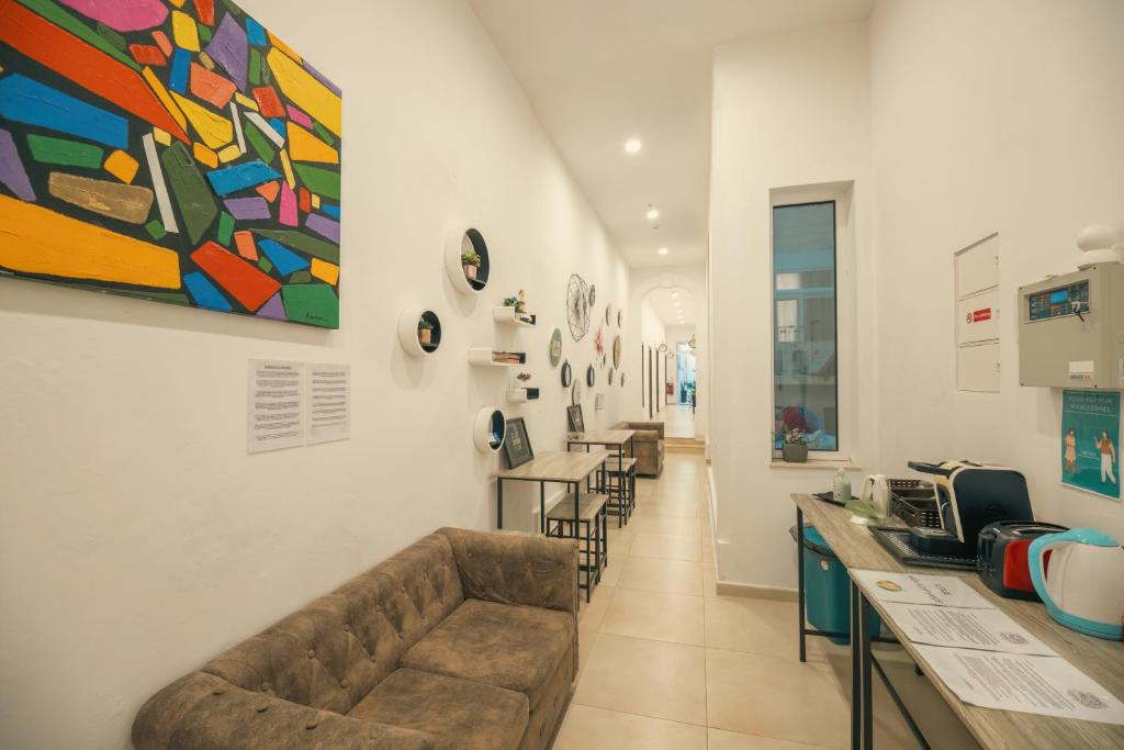 Kuchyň nebo kuchyňský kout v ubytování Sliema Central O'Clock Malta