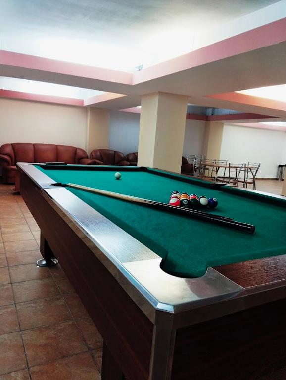 Biliár nebo kulečník v ubytování Hotel Express