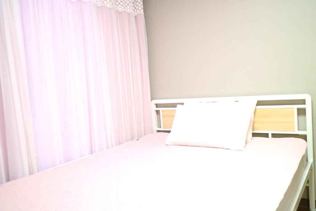 Incheon Airport Guest House King - Double Room With Private Bathroom