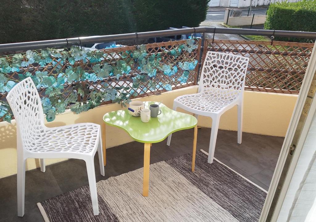 Un balcon sau o terasă la Le BALCON de Balma - Calme, tout confort, clim, Wifi, parking