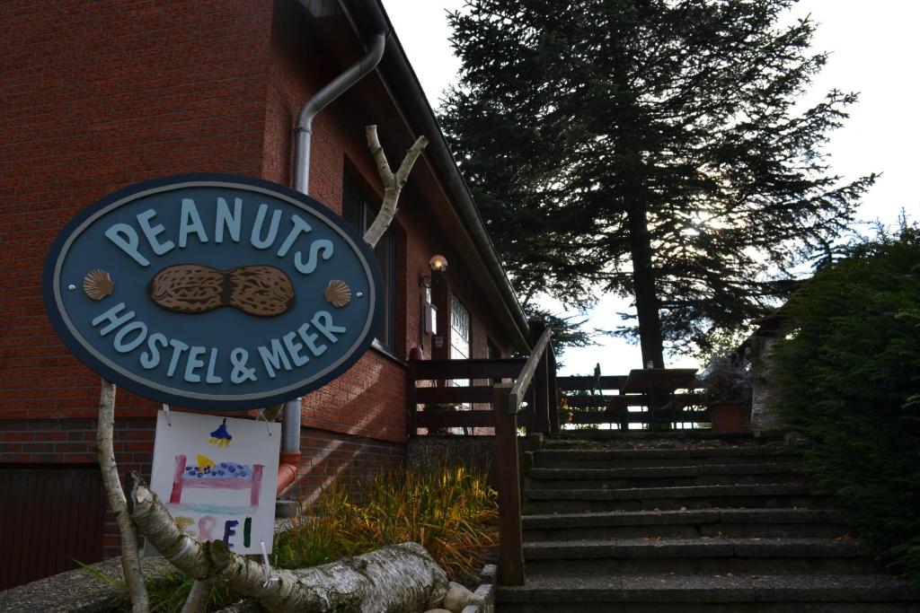 Certifikát, hodnocení, plakát nebo jiný dokument vystavený v ubytování Peanuts Hostel & Meer