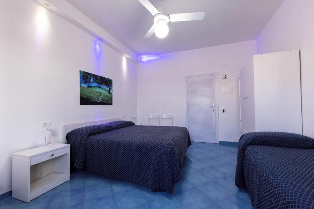 TV a/nebo společenská místnost v ubytování B&B Villa Passiaturo