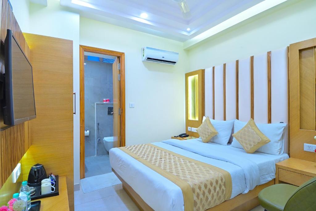 امکانات Hotel Northern Palace Just - 1 min Connaught place & New Delhi Station - تصویر ۴