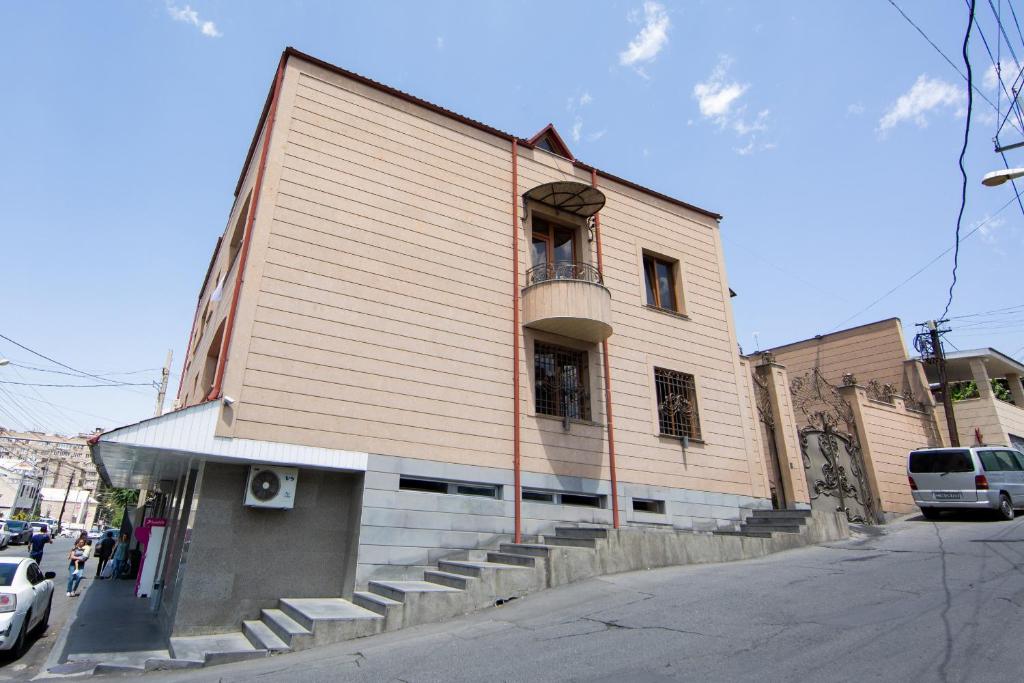 Budova, kde se apartmán nachází