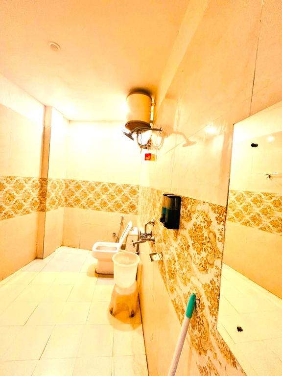 Koupelna v ubytování Hotel On The Edge Top Rated & Awarded Property