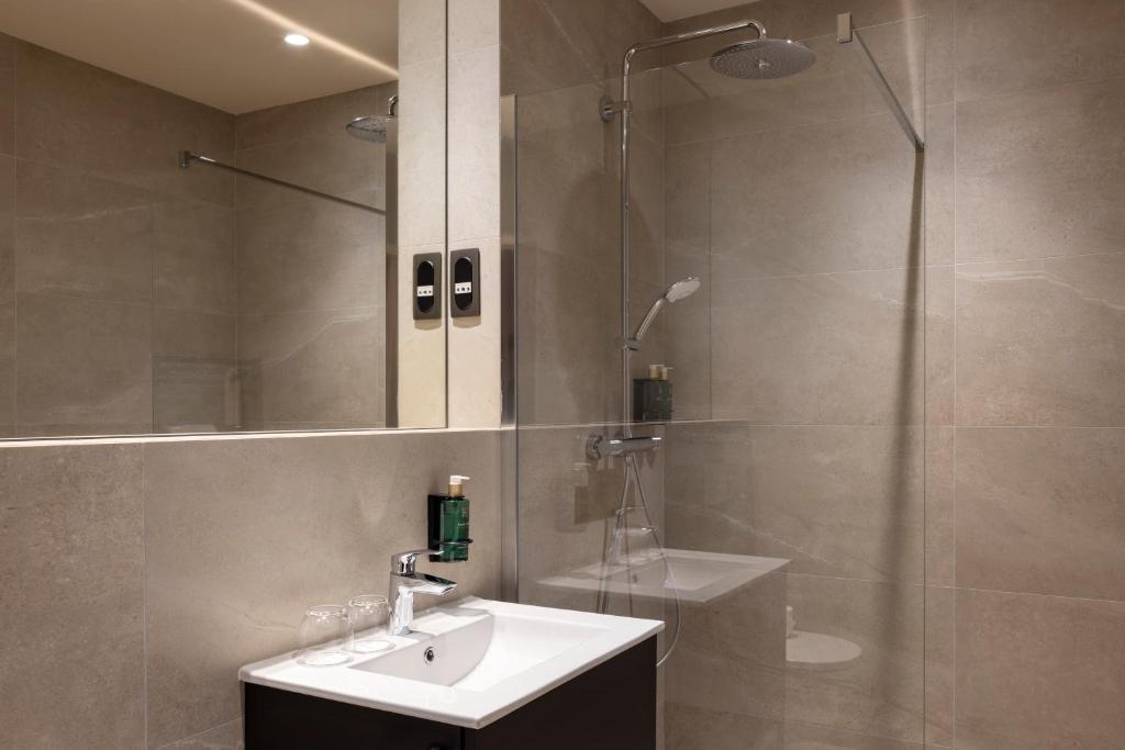 Koupelna v ubytování Epona Hôtel Sens