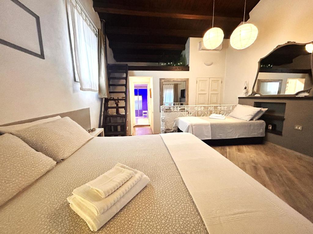 Casa Lo Iacono - Chambre Triple Avec Salle De Bains Privative