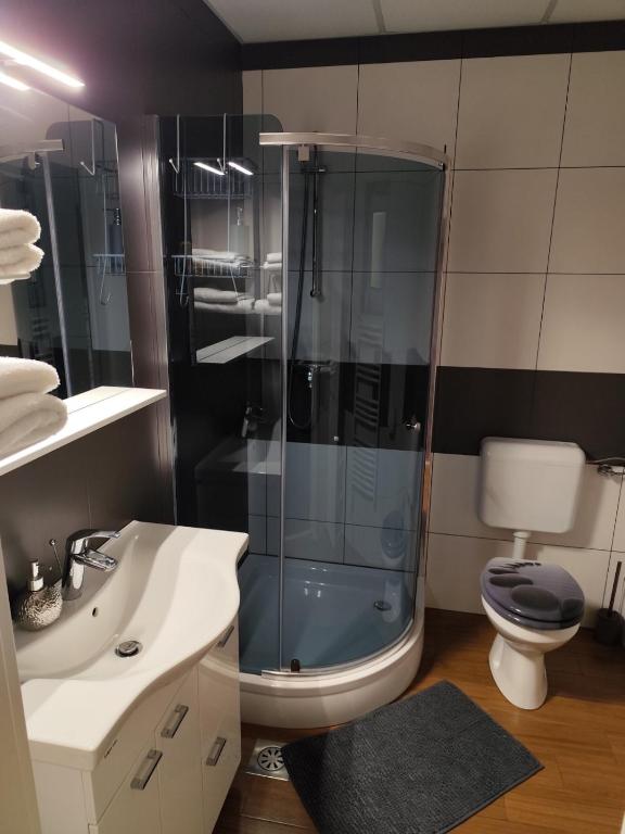 Vannituba majutusasutuses Apartmaji Paradiso