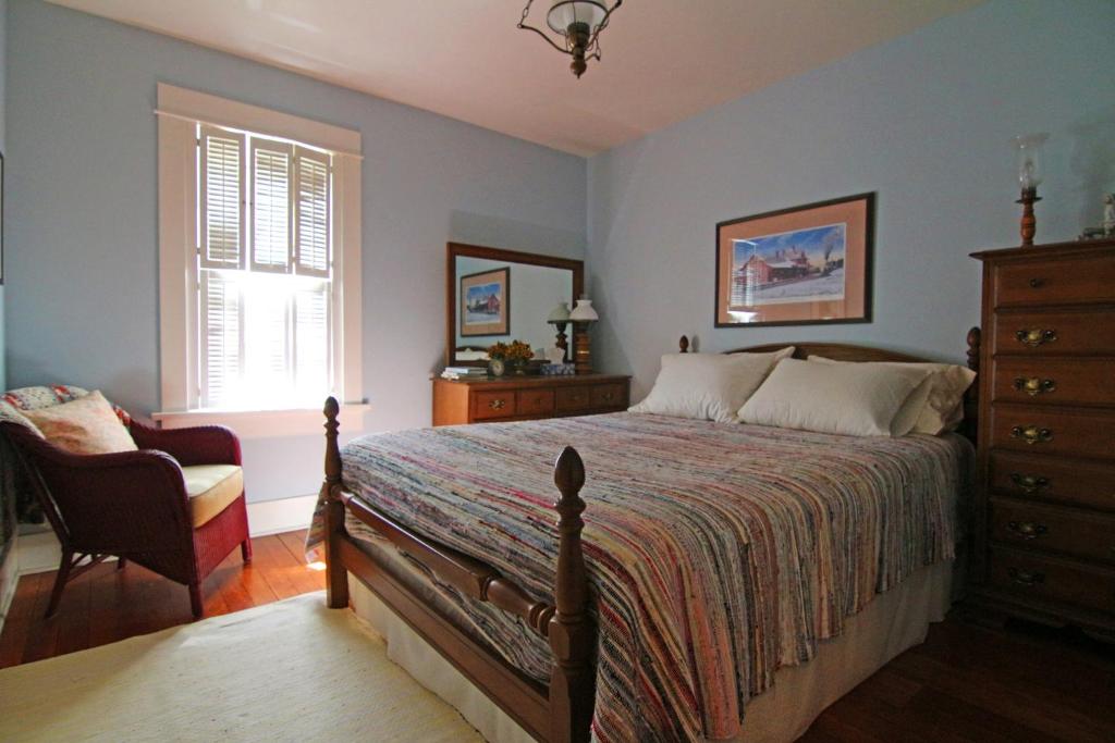 Postel nebo postele na pokoji v ubytování Fairmount Bed & Breakfast