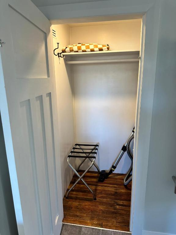 Art Deco BNB - Resim 20