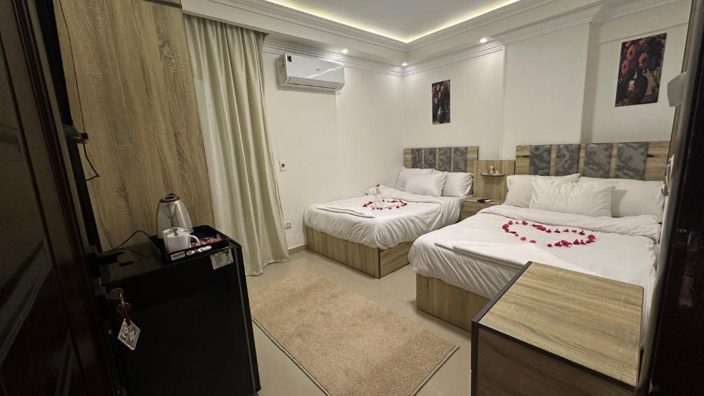 Fotografie z fotogalerie ubytování Pearl Pyramids Inn v Káhiře