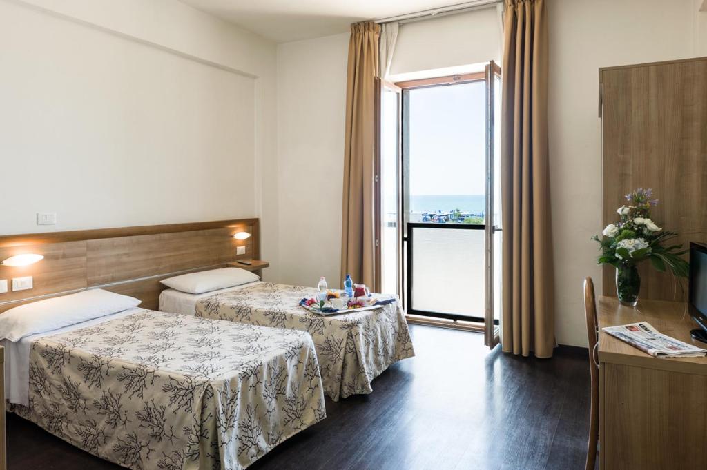 Hotel Rondine - Superior Doppel- Oder Zweibettzimmer Mit Meerblick