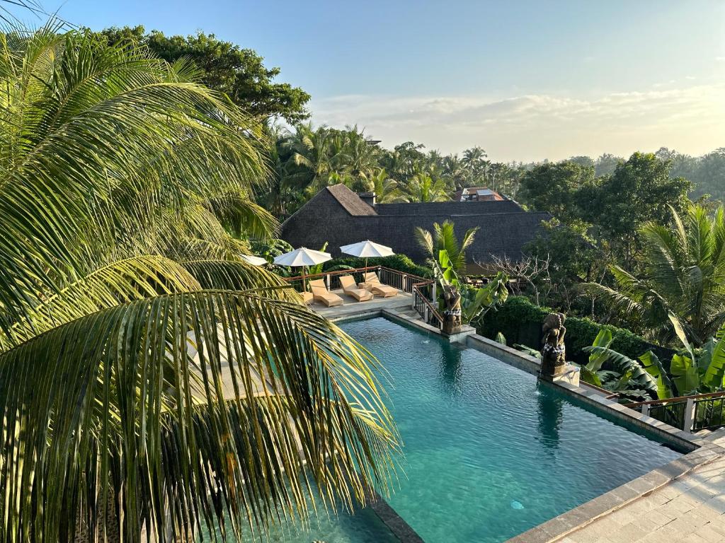 Bazén v ubytování Brata Cottage Ubud nebo v jeho okolí