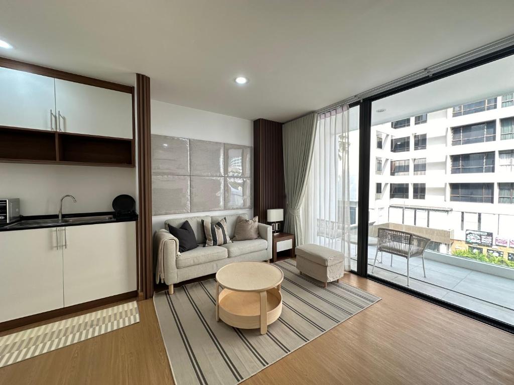 Posezení v ubytování 6th Avenue Sukhumvit 305 BTS Asoke & Nana MRT Sukhumvit