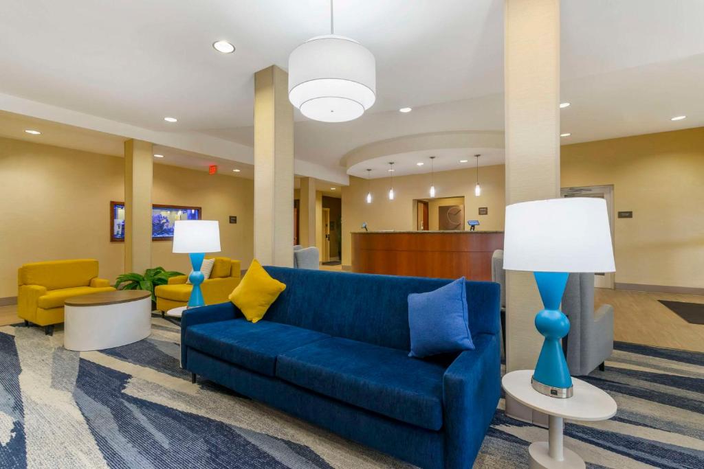 Comfort Suites Sarasota-Siesta Key photo