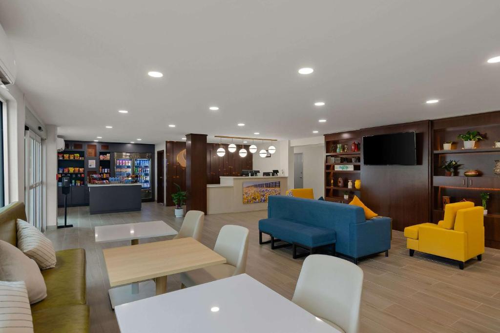 Posezení v ubytování Comfort Inn Conroe