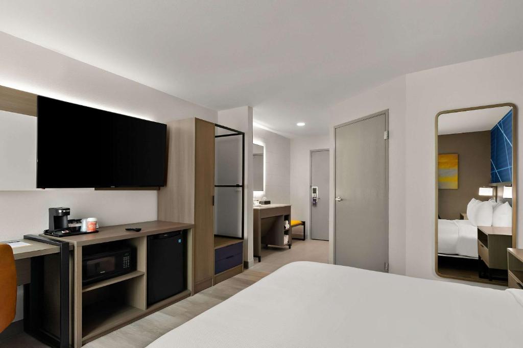 Postel nebo postele na pokoji v ubytování Comfort Inn Conroe