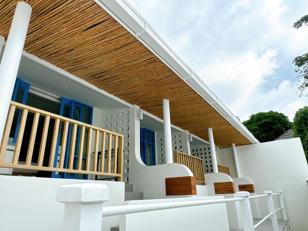 Balkón nebo terasa v ubytování Kerala Coco Resort