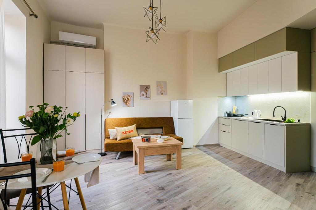 لابی و فضای عمومی Apartment KeyGo #0107 key to the center of Yerevan - تصویر ۵