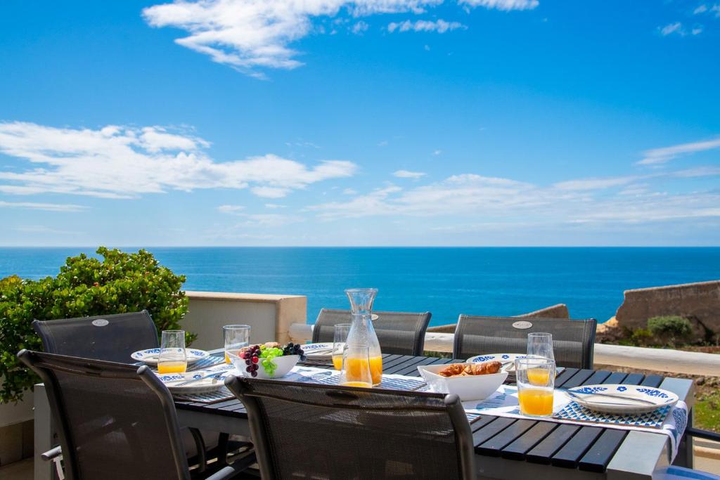 Casa Mar a Vista - Best View in Town!