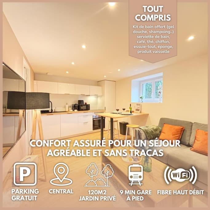 une affiche d'une cuisine et d'un salon dans l'établissement Le Saphir - Parking, Jardin Privé, Hyper-Centre & Calme, à Saint-Brieuc