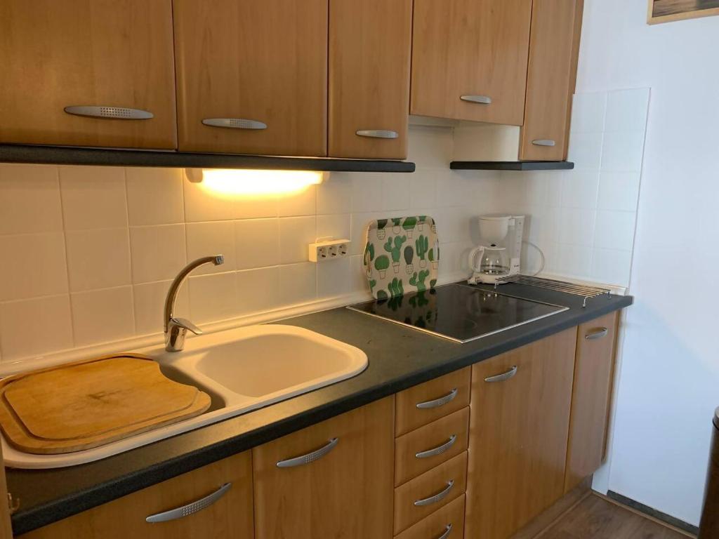 Kuchyňa alebo kuchynka v ubytovaní AwayDays Luminoso Apartamento en BAHIA