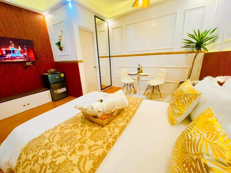 Postel nebo postele na pokoji v ubytování Subway House in Paranaque