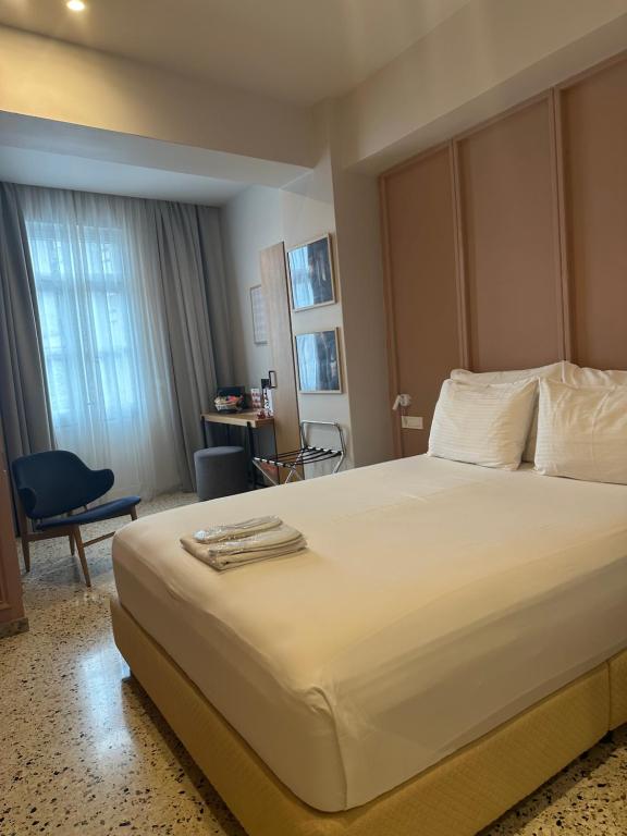 Belle Athenes - Luxury Rooms at Monastiraki Railway Station - Resim 13