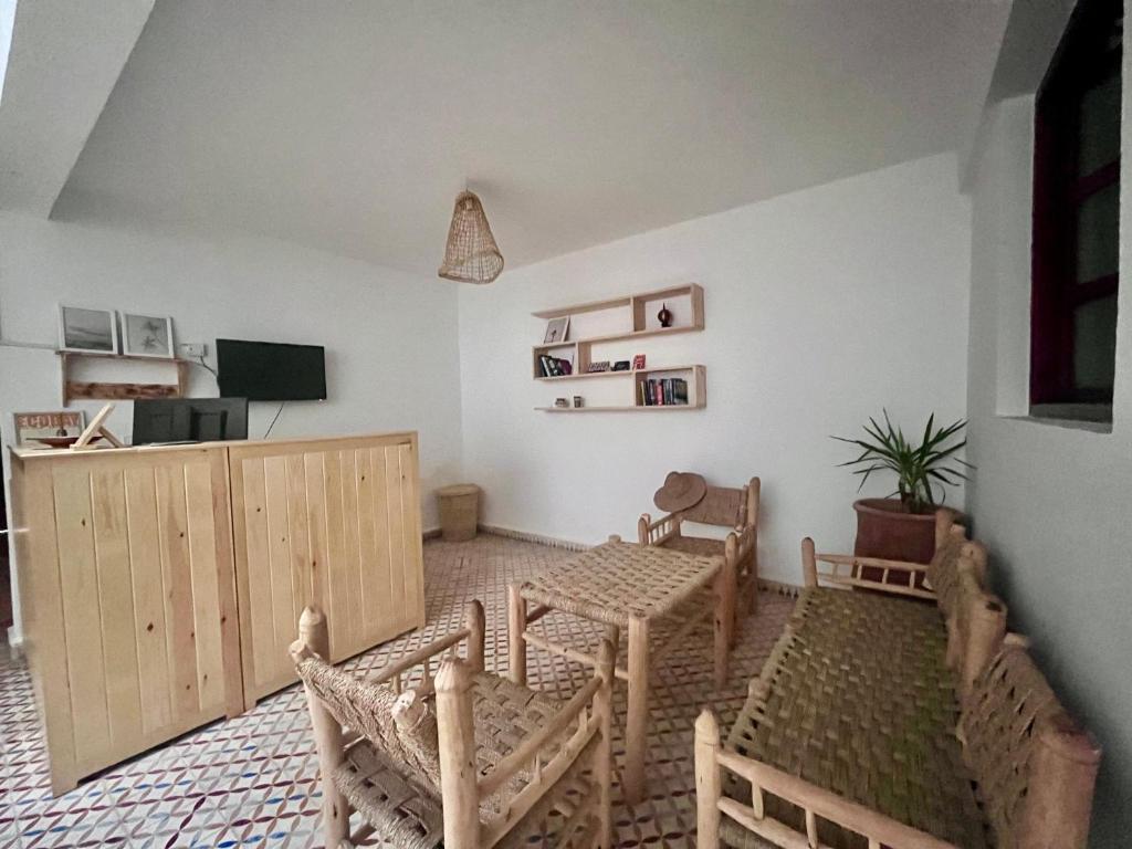 TV a/nebo společenská místnost v ubytování Eco Bay Surf House