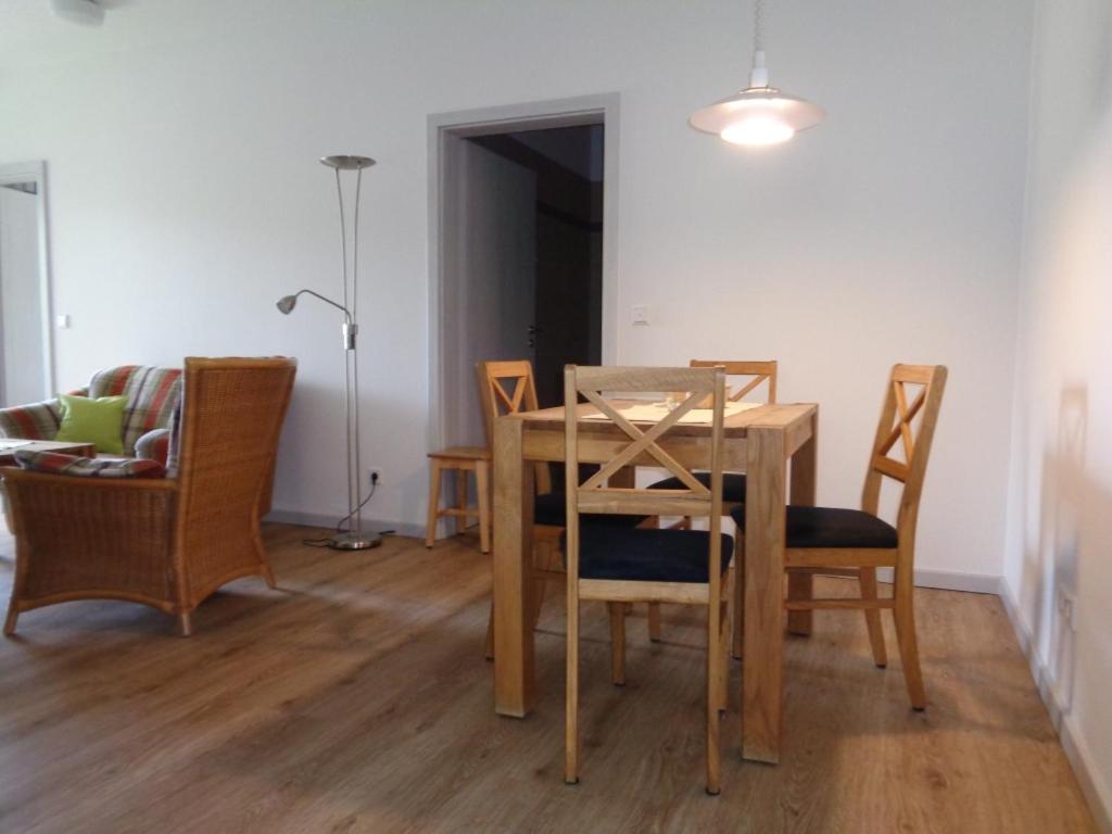Dahmerhof - Appartamento Con 2 Camere Da Letto E Balcone