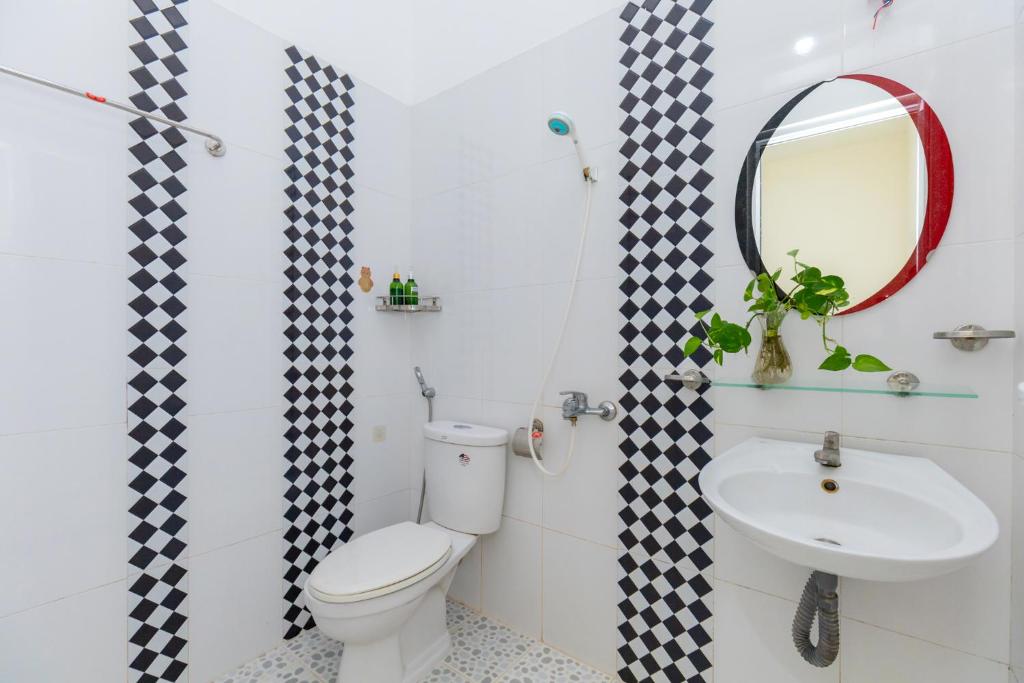 Koupelna v ubytování Homestay Bãi Sau - 5 phòng ngủ - 30 Võ Thị Sáu - Free karaoke