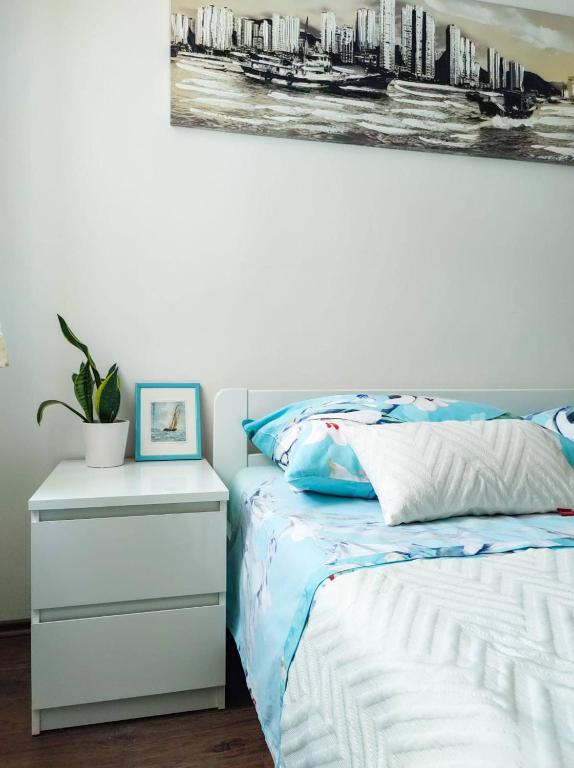 Posteľ alebo postele v izbe v ubytovaní Cute Apartment Marina in the city of Krk