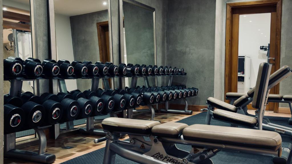 Fitness centrum a/nebo fitness zařízení v ubytování Rawasi Hotel Apartments